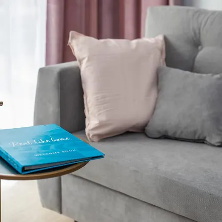 Modern Burakowska By Renters