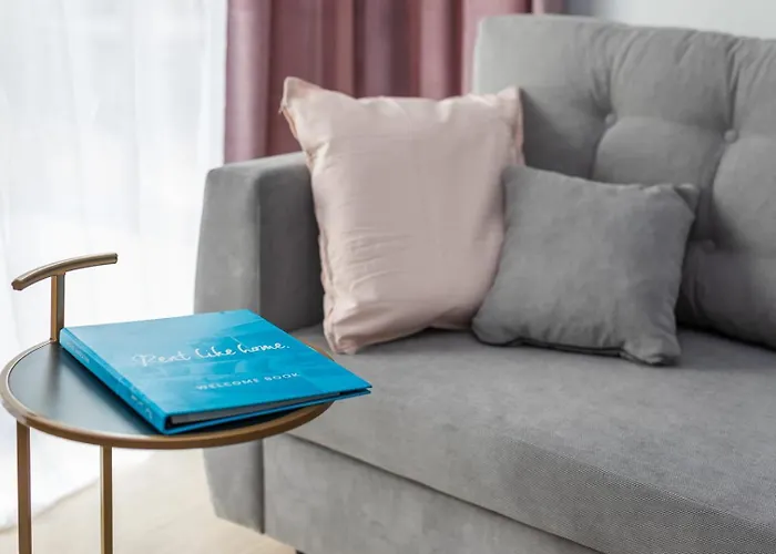 Modern Burakowska By Renters